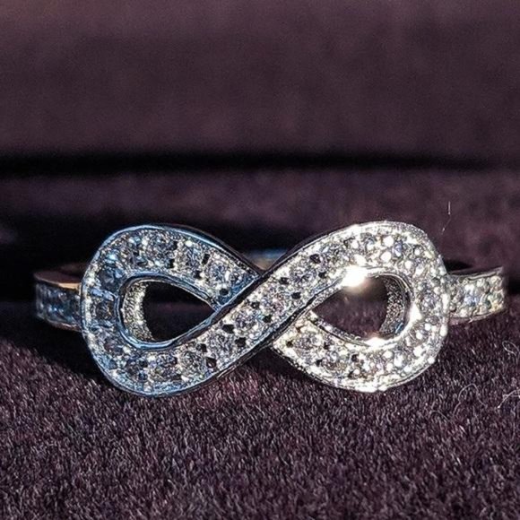 NEW INFINITY 925 STERLING SILVER DIAMOND RING, CUTE RING, SHINY RING. - Picture 3 of 6